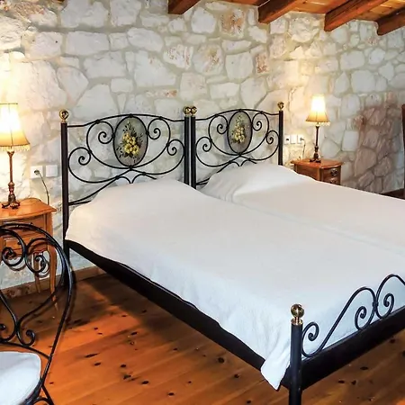 Villa Niovi Agios Leon